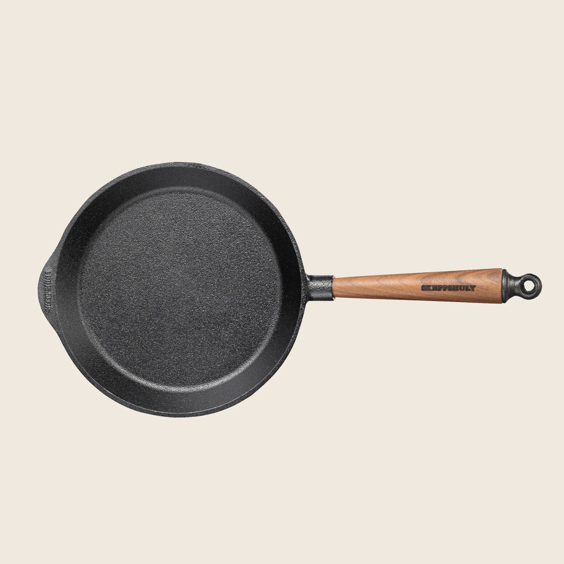 Skeppshult 9.5" Cast Iron Skillet with Walnut Handle (24cm)